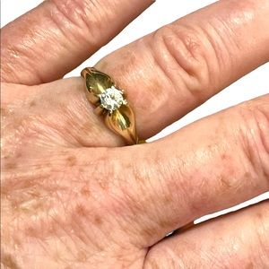 Vintage 14k Gold CZ engagement ring
